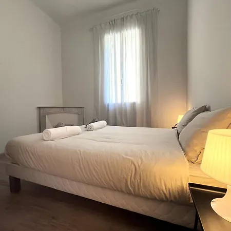 Apartment Elegante In Storica Sul Mare *