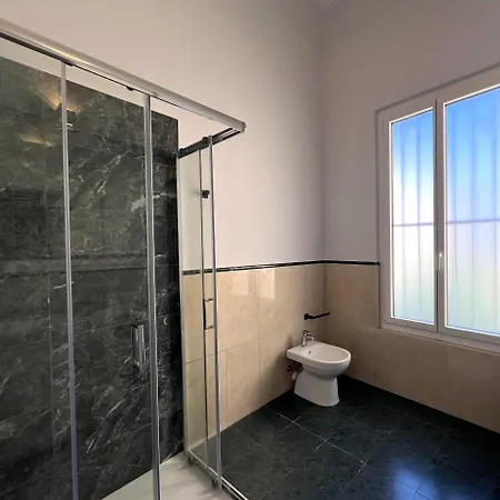Apartment Elegante In Storica Sul Mare *