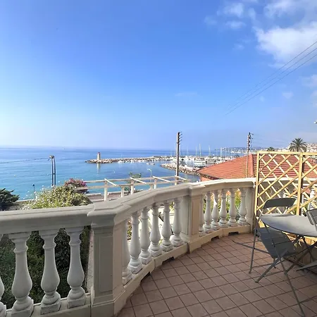 شقة Elegante In Storica Sul Mare Garavan